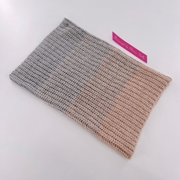 Steve Madden Women's Rise & Shine Snood - Picture 4 of 8